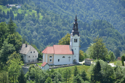 Orehek pri Cerknem - Cerkev sv. Ubalda