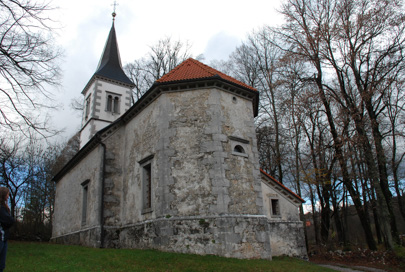 Žeje pri Prestranku - Cerkev sv. Jurija