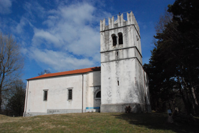 Vrhovlje pri Kojskem - Cerkev Device Marije