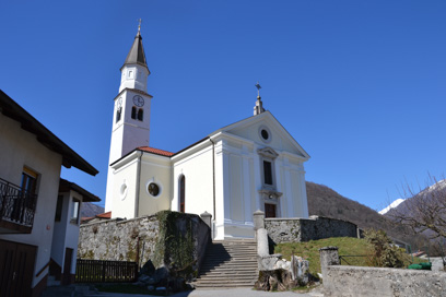 Volče pri Tolminu - Cerkev sv. Lenarta