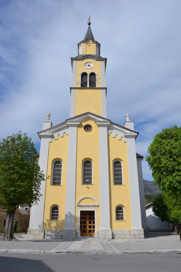 Vrhpolje pri Vipavi - Cerkev sv. Primoža in Felicijana