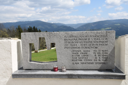 Završe - Grobnica padlih borcev
