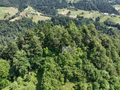 Ravne pri Šoštanju - Razvaline gradu Forhtenek