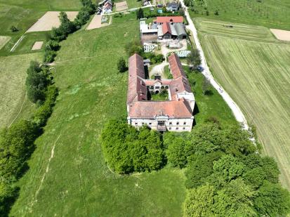 Gorica pri Šmartnem - Dvorec Prešnik