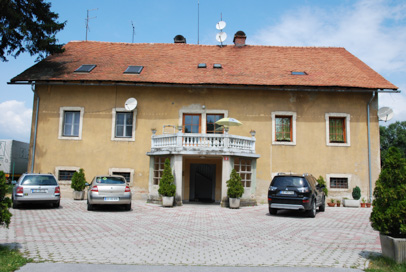 Medlog - Gozdni dvor