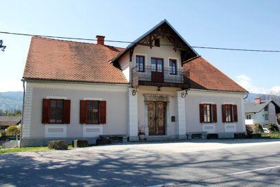 Nizka - Hiša Nizka 18