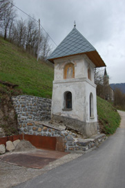 Idrija - Znamenje pri Lazarju