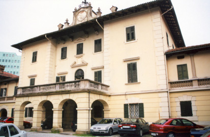 Šempeter pri Gorici - Corroninijeva vila