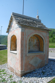 Ročinj - Znamenje pri pokopališču