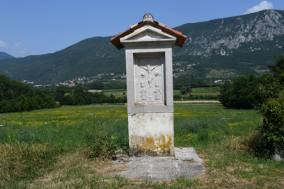Lože - Znamenje pred vasjo