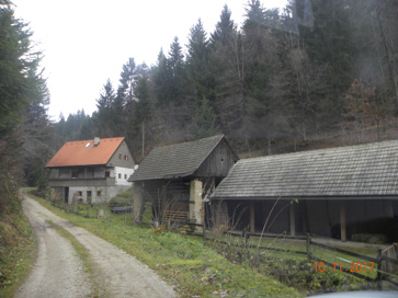 Rovte pri Logatcu - Domačija Rovte 8