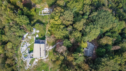 Kobarid - Arheološko najdišče Tonovcov grad