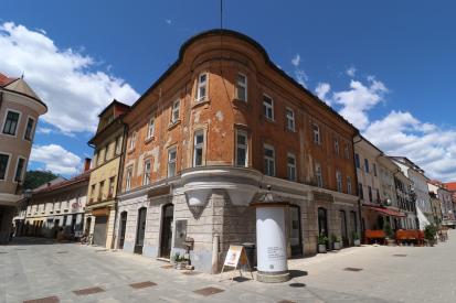 Kranj - Hiša Glavni trg 25