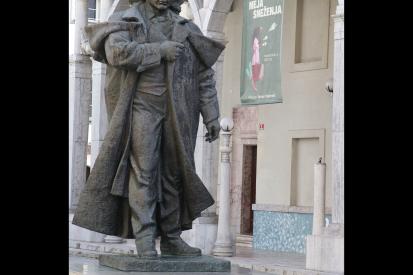Kranj - Spomenik Francetu Prešernu