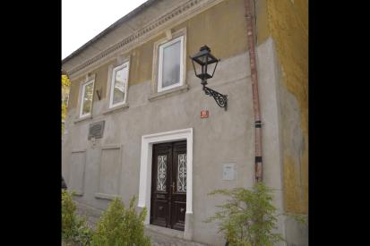 Kranj - Hiša Franca Vodopivca-Cirila s spominsko ploščo