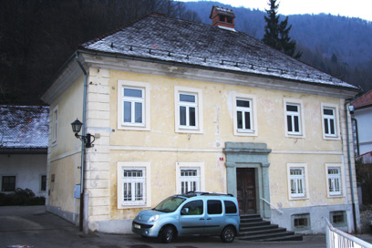 Tržič - Hiša Cerkvena 8