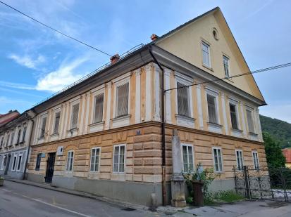 Kamnik - Hiša Šutna 33