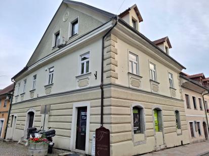 Kamnik - Hiša Sadnikarjeva 2