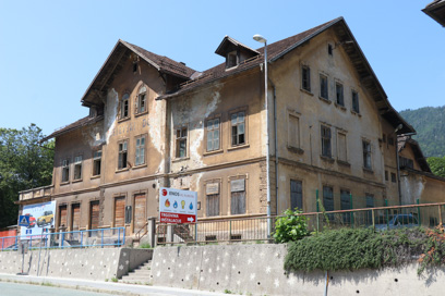 Jesenice - Delavski dom Cesta železarjev 11