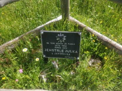 Moste - Spominska plošča Julki Jensterle