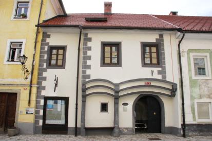 Radovljica - Hiša Linhartov trg 25