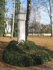 Kranj - Grob Franceta Prešerna v Prešernovem gaju