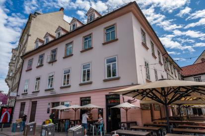 Ljubljana - Hiša Cankarjevo nabrežje 3