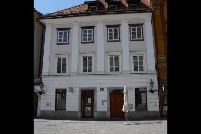 Ljubljana - Hiša Stari trg 32
