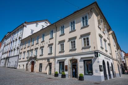 Ljubljana - Palača Novi trg 6