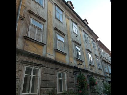 Ljubljana - Hiša Križevniška 8