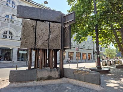 Ljubljana - Spomenik Francu Rozmanu-Stanetu