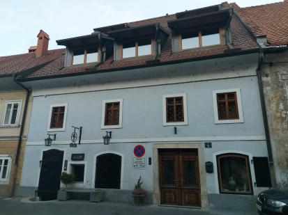 Škofja Loka - Hiša Spodnji trg 8