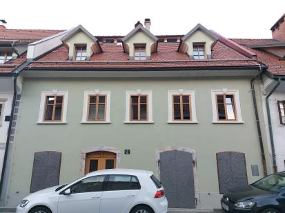 Škofja Loka - Hiša Spodnji trg 12