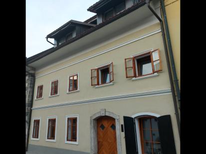 Škofja Loka - Hiša Spodnji trg 15