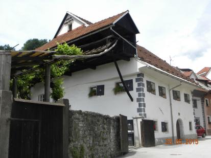 Škofja Loka - Hiša Kopališka 8