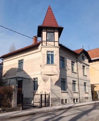 Ljubljana - Vila Gruberjevo nabrežje 16