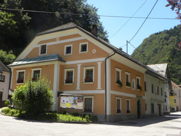 Železniki - Hiša Racovnik 41