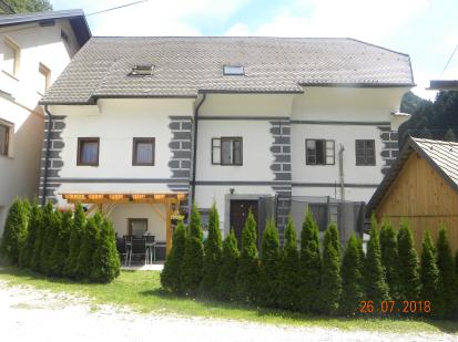 Železniki - Hiša Na Plavžu 69