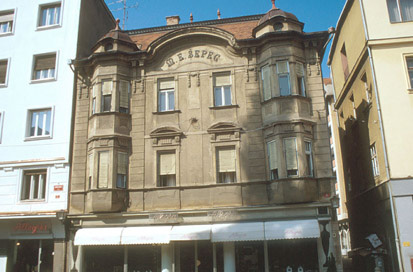Maribor - Hiša Grajski trg 2