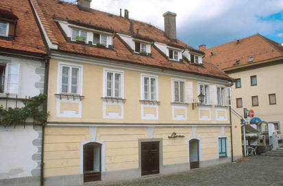 Maribor - Hiša Vojašniška 6