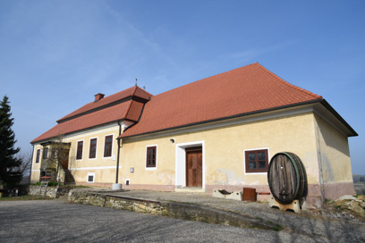 Hermanci - Dvorec Temnar