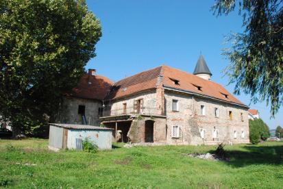 Maribor - Dvorec Radvanje