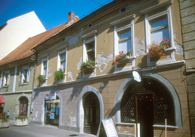 Ptuj - Hiša Miklošičeva 2