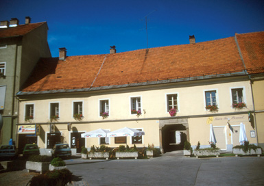 Ptuj - Hiša Minoritski trg 3