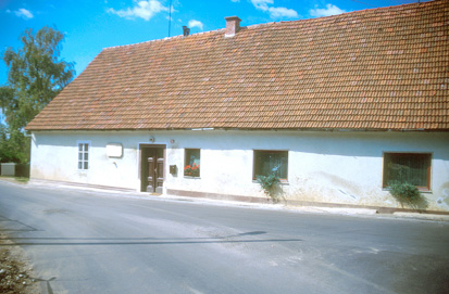 Vintarovci - Spominska plošča Jožetu Potrču
