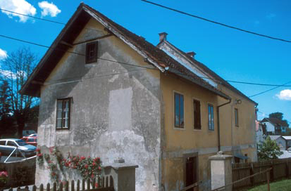 Zgornje Poljčane - Dom Erne Starovasnik