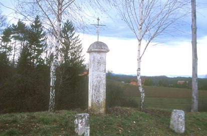 Krivi Vrh - Znamenje Pomorski križ