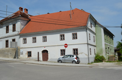 Brežice - Hiša Dobovska 1