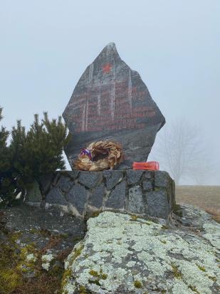 Kozji Vrh nad Dravogradom - Spomenik NOB pri Junčkovi domačiji