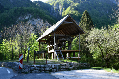 Kal Koritnica - Spodnja postaja žičnice Golobar